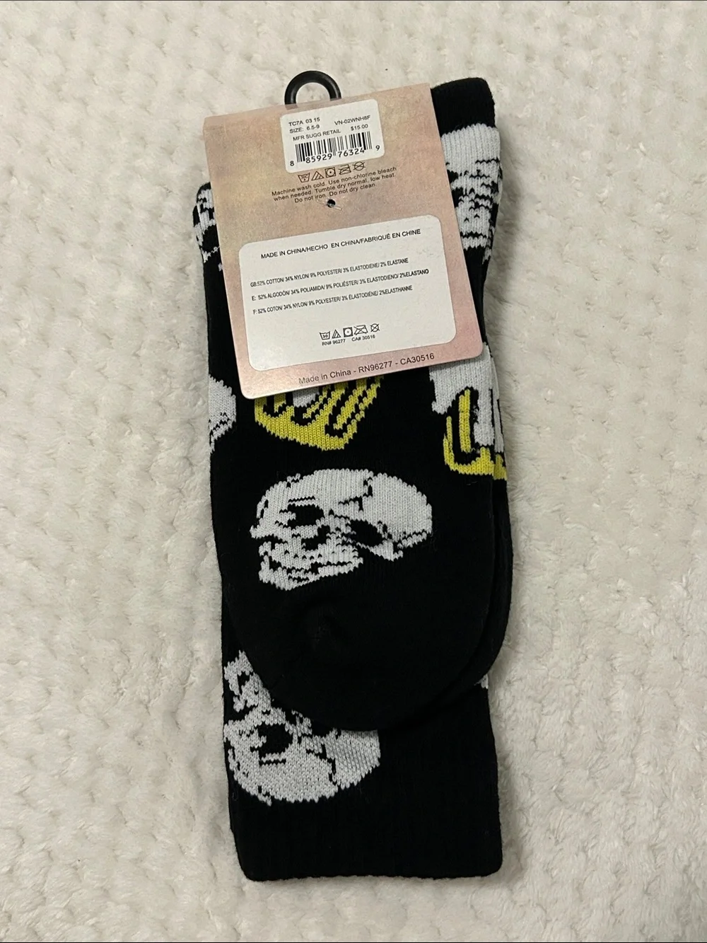 VANS “Off The Wall” Men’s Black Graphic Crew Socks - 1 Pair Medium (6.5-9)